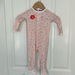 Magnetic Me baby pink baa baa baby magnetic footie nwot 9-12 months modal